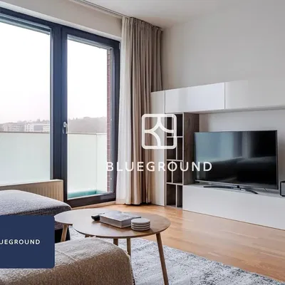 Wohnzimmer; blick, moderner stil, tageslicht