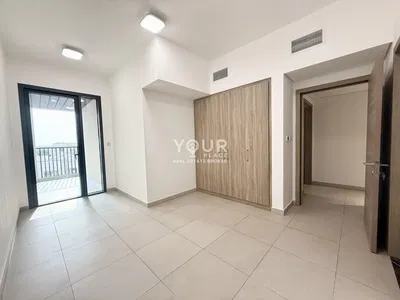 غرفة معيشة; أرضية من البلاط, إطلالة