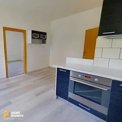 مطبخ; أجهزة المطبخ, أرضية من البلاط