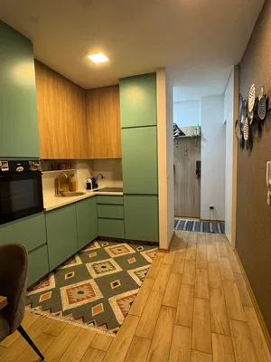 Küche; küchengeräte, holzboden, tageslicht, moderner stil