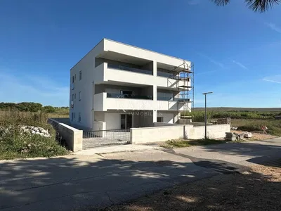 Maison et environs; vue