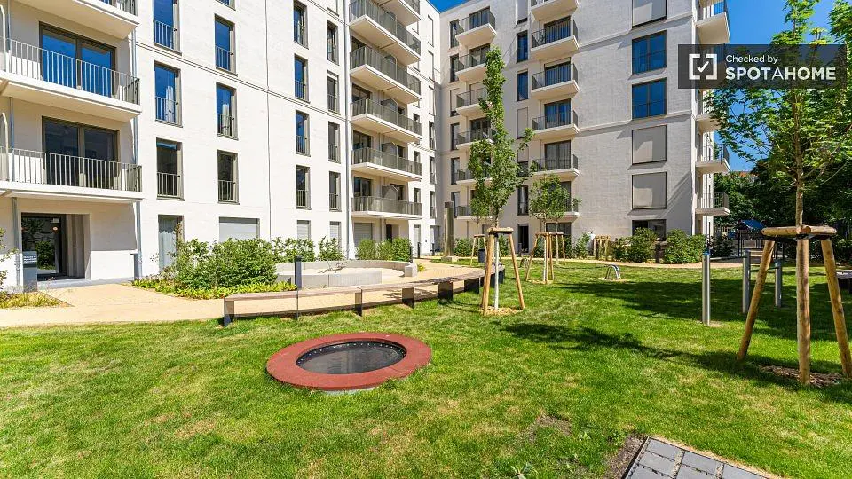 House and surroundings; view, natural light
