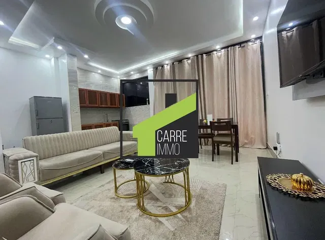 Wohnzimmer; moderner stil, fliesenboden, tageslicht, blick