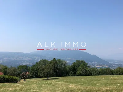 Haus und umgebung; blick