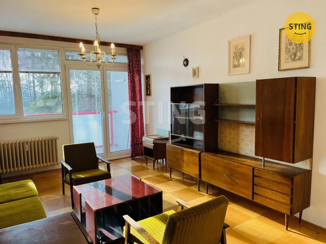 Wohnzimmer; blick, holzboden, tageslicht, moderner stil