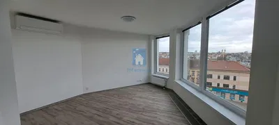 Wohnzimmer; blick, holzboden, tageslicht