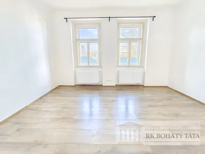 Other; tile floor, natural light, renovated