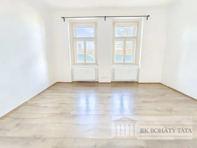 Other; tile floor, natural light, renovated