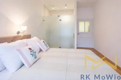 Sypialnia; światło dzienne, styl nowoczesny