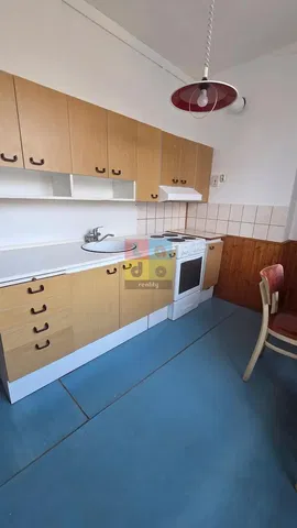 Кухня; кухненски уреди