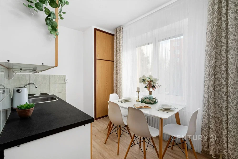 Keuken; natuurlijk licht, moderne stijl