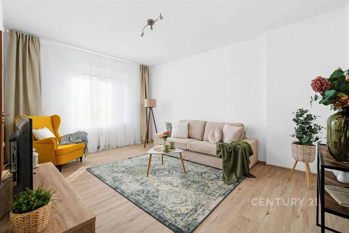 Wohnzimmer; tageslicht, moderner stil, holzboden