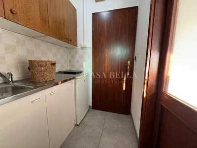 Cuisine; carrelage, électroménager