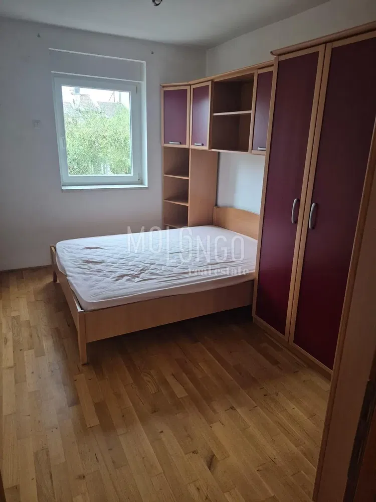 Chambre; parquet, lumière naturelle, style moderne