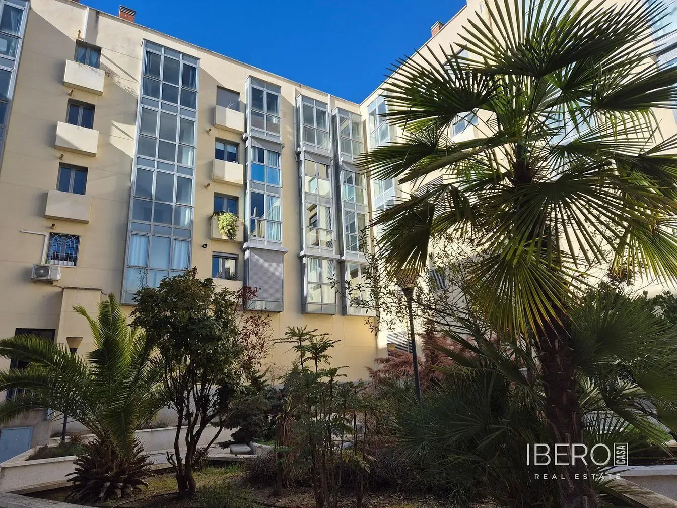 Кућа и околина; поглед