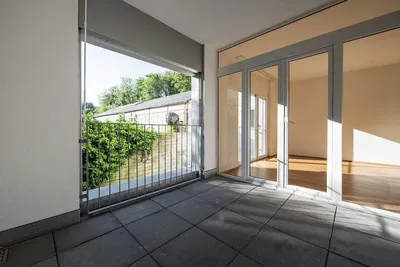 Balkon; blick, holzboden, tageslicht