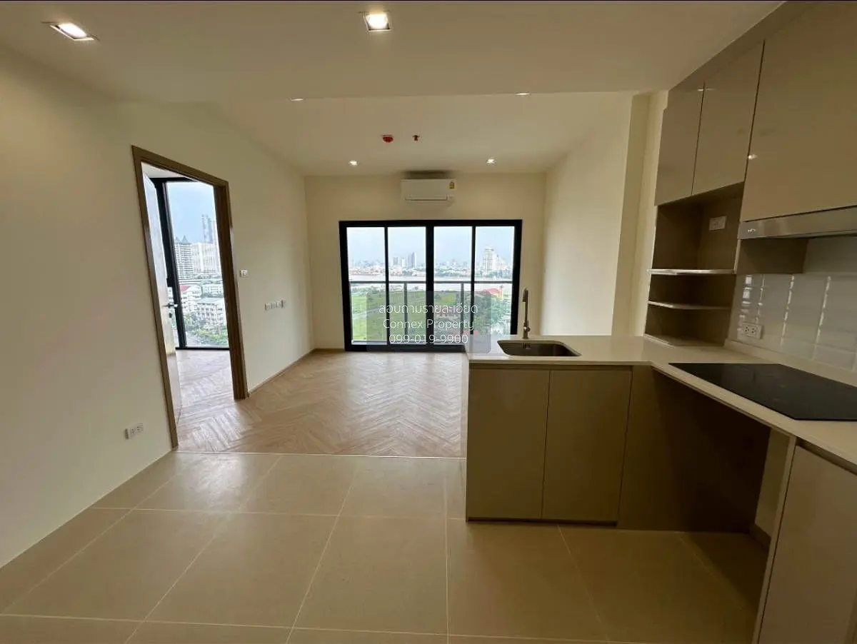 Cocina; vista, suelo de baldosas, luz natural