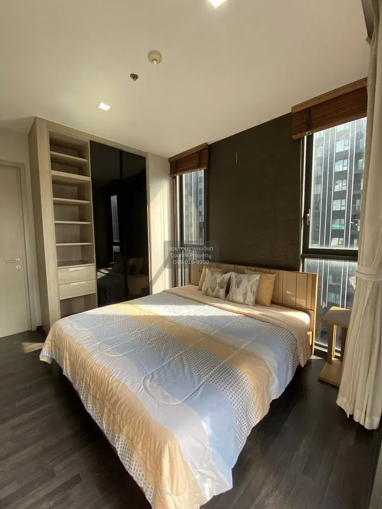 Schlafzimmer; tageslicht, holzboden