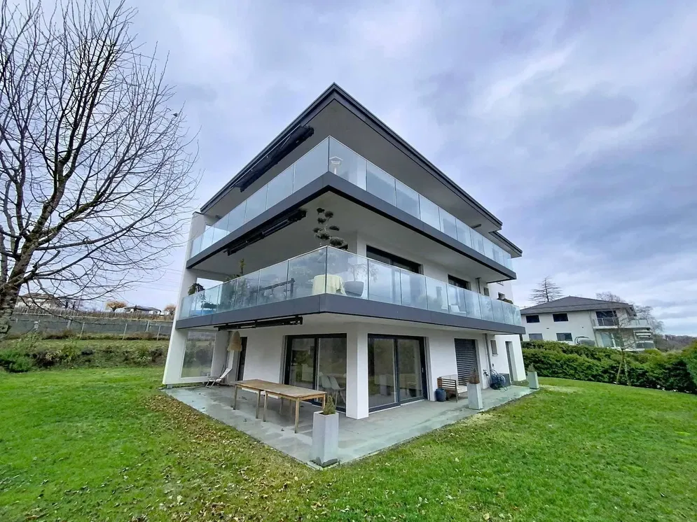 المنزل والمناطق المحيطة; إطلالة