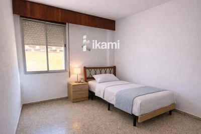 Schlafzimmer; tageslicht, moderner stil