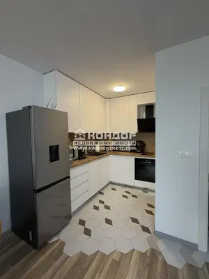 Kuhinja; kućanski aparati, pločice, renoviran, prirodna svjetlost, moderan stil