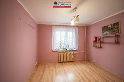 Schlafzimmer; holzboden, tageslicht