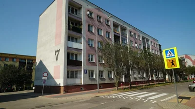 Maison et environs; vue