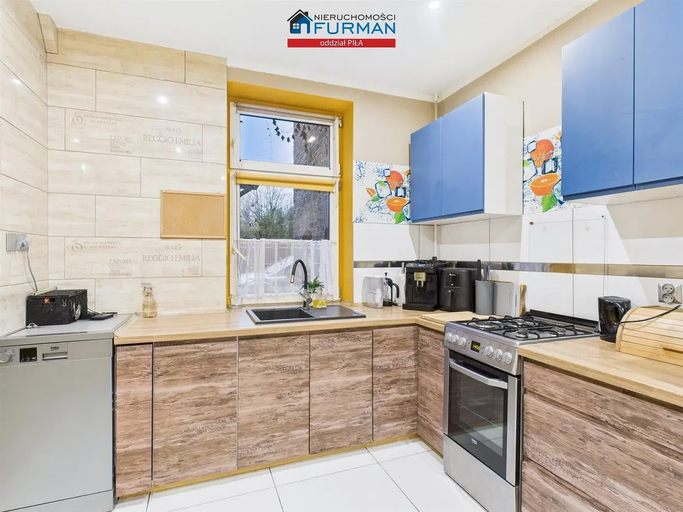 Küche; küchengeräte, fliesenboden