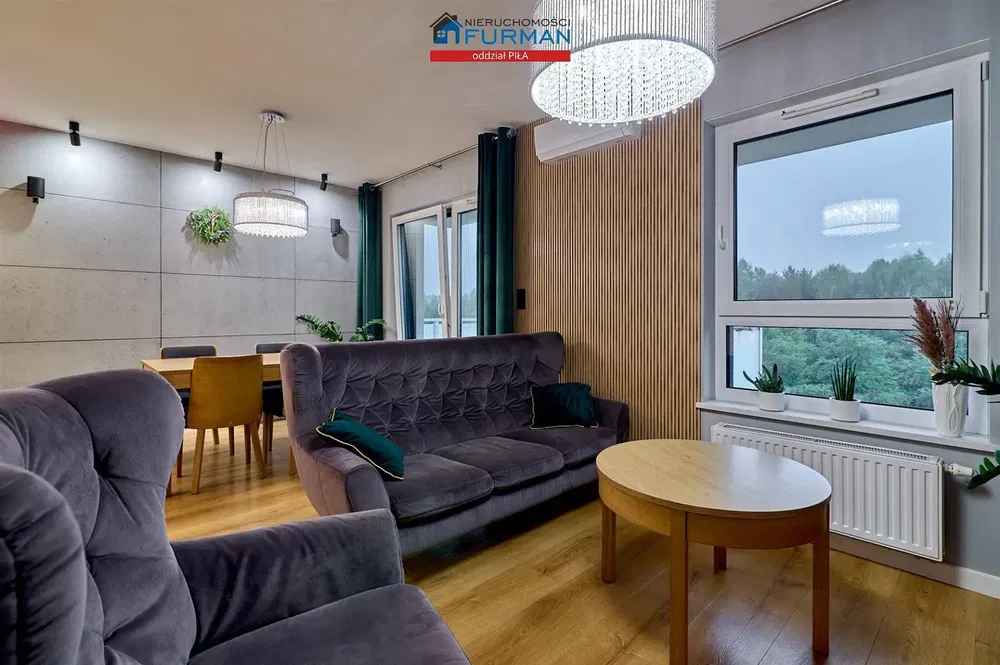 Salon; vue, parquet, lumière naturelle, style moderne