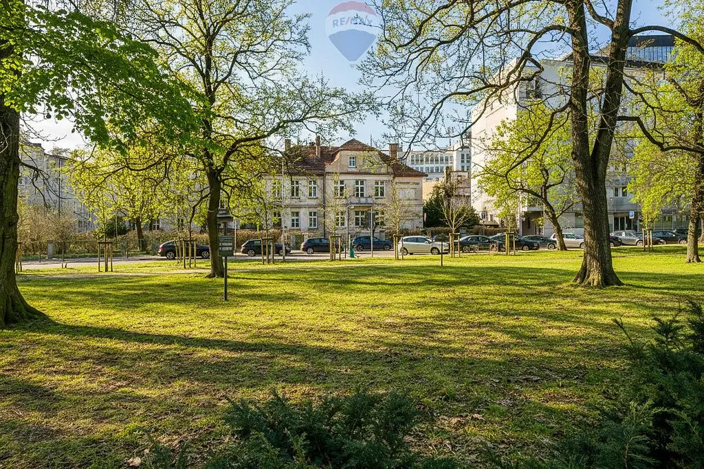Haus und umgebung; blick, tageslicht