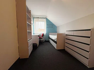 Спаваћа соба; природно светло