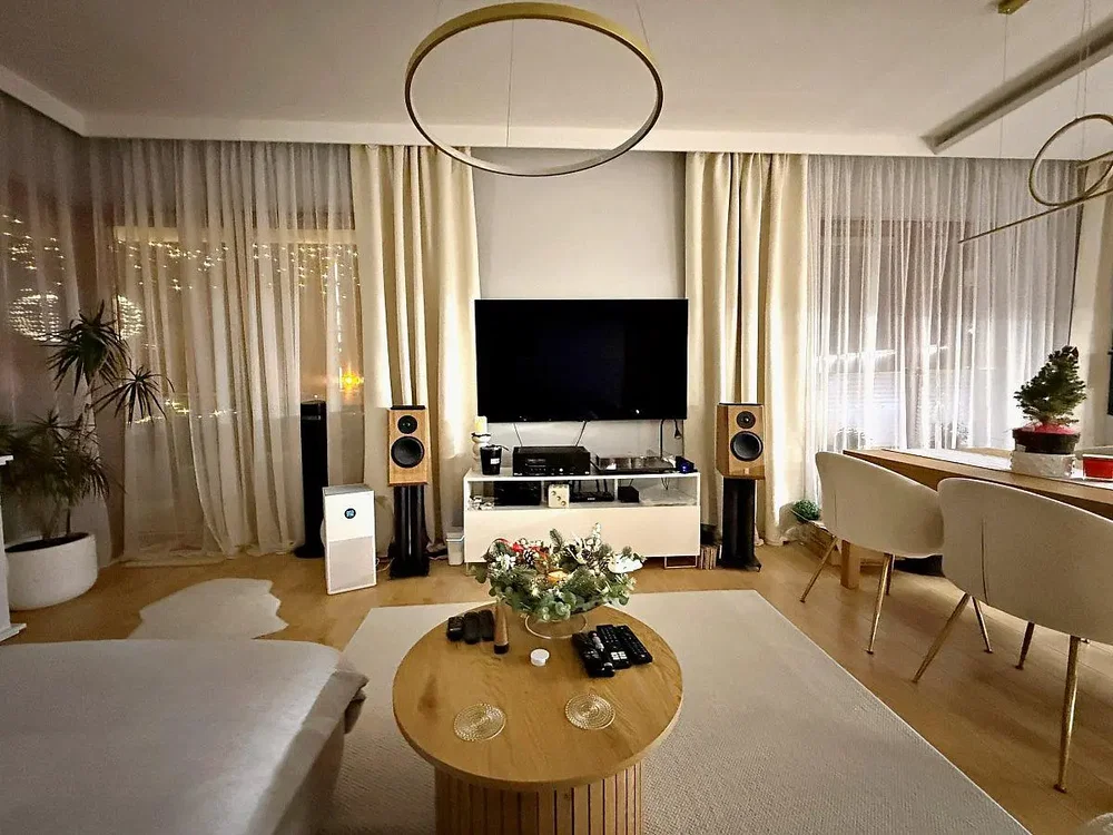 Salon; lumière naturelle, style moderne