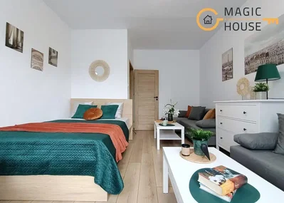 Schlafzimmer; moderner stil, holzboden, tageslicht