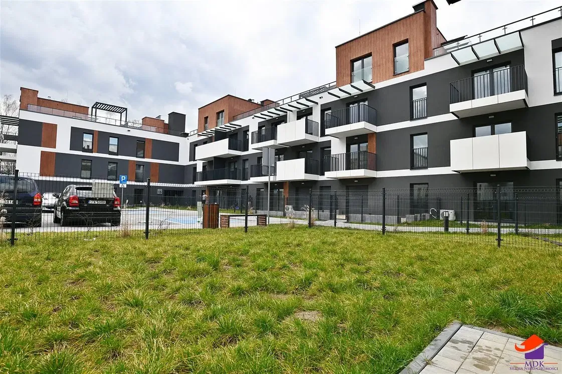 Kuća i okolina; pogled