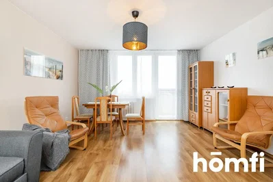 Wohnzimmer; holzboden, tageslicht, moderner stil