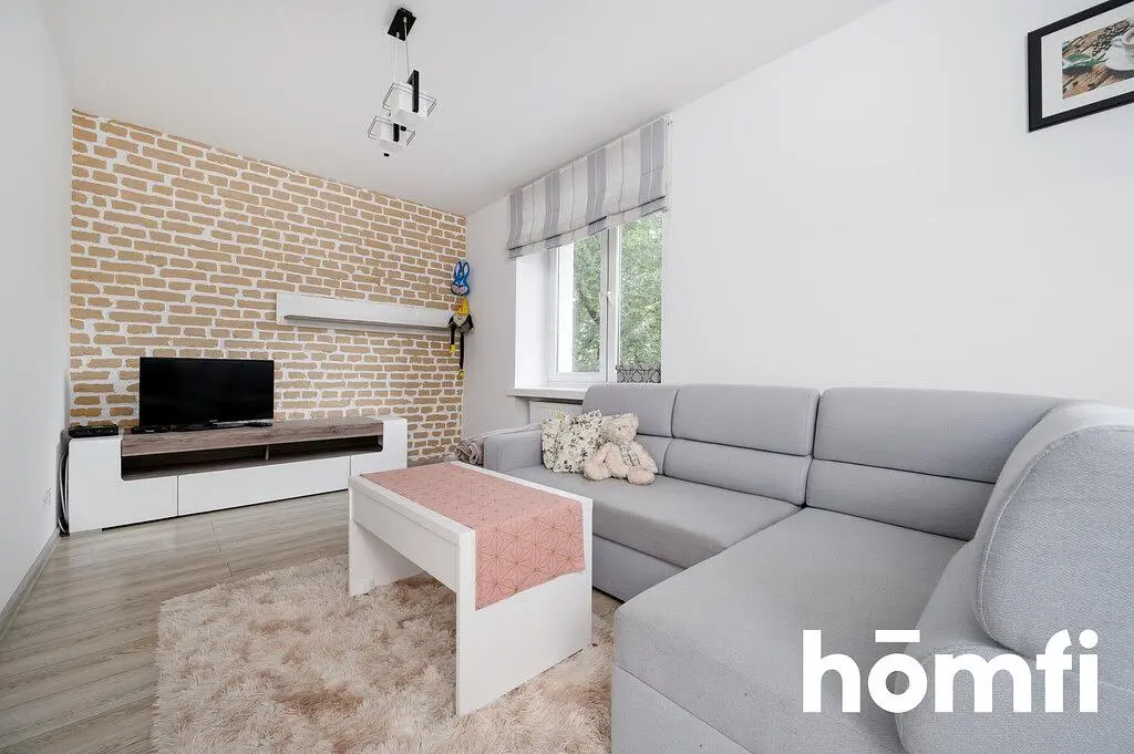 Oturma odası; doğal ışık, modern stil