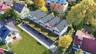 Kuća i okolina; pogled