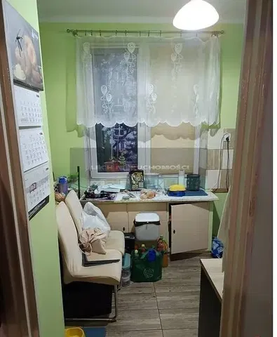 Kuchyně; nutná rekonstrukce