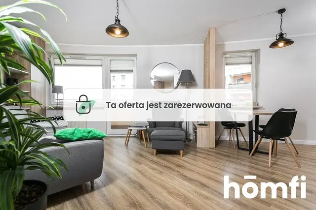 Salón; luz natural, suelo de madera, estilo moderno