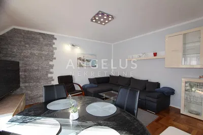 Dnevna soba; moderni stil, prirodno svjetlo