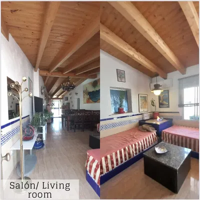 Wohnzimmer; holzbalken, tageslicht, rustikaler stil