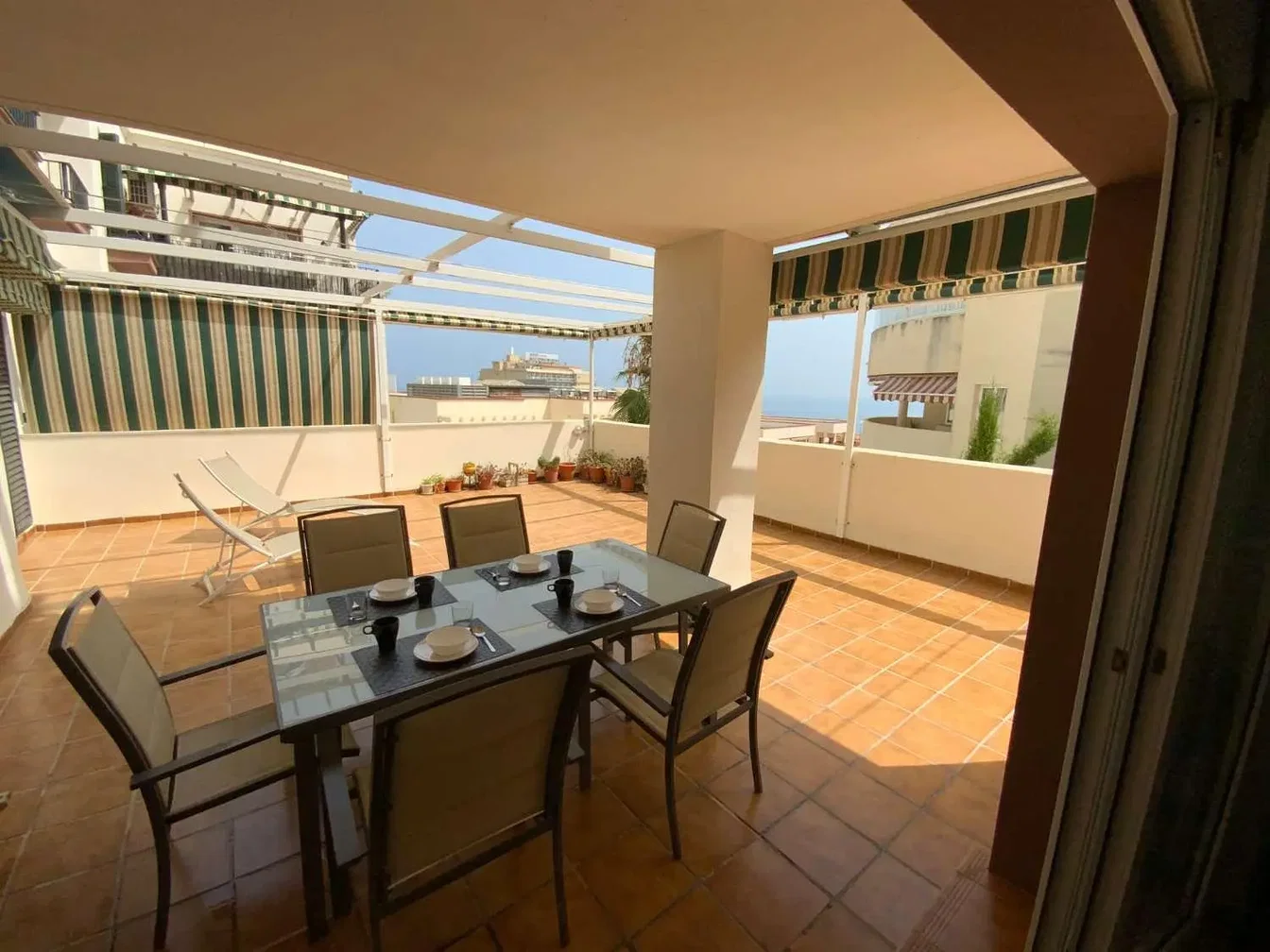 Terrasse; fliesenboden, blick