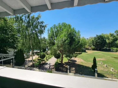 Balkon; výhled, přirozené světlo