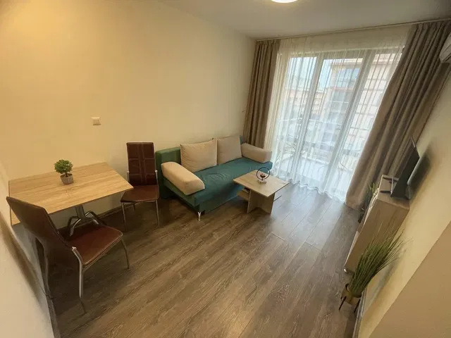 Salon; lumière naturelle, style moderne