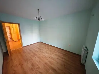 Chambre; parquet, lumière naturelle