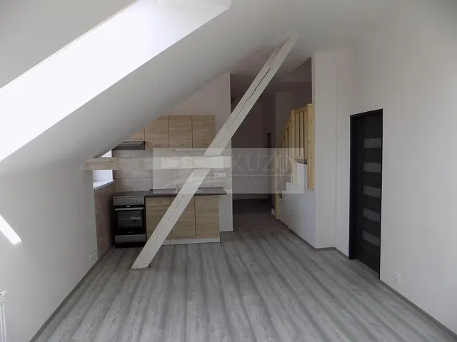 Κουζίνα; συσκευές κουζίνας, ανακαινισμένο, φυσικό φως