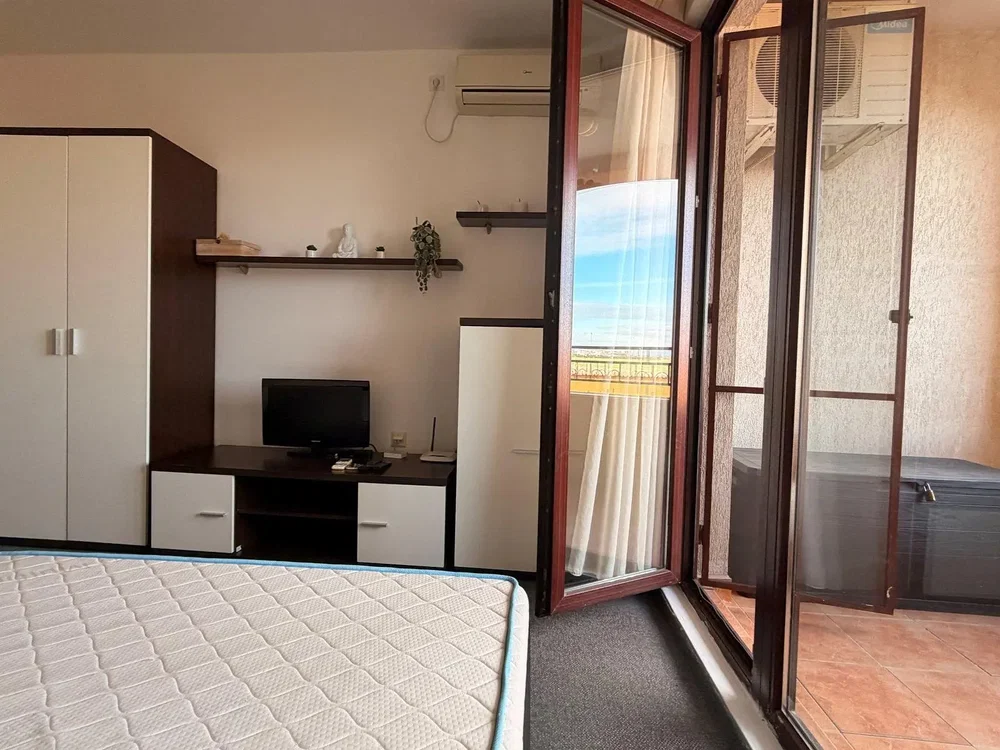 Dormitorio; vista, luz natural
