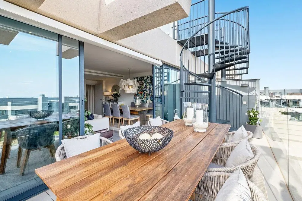 Terasa; pogled, prirodno svjetlo