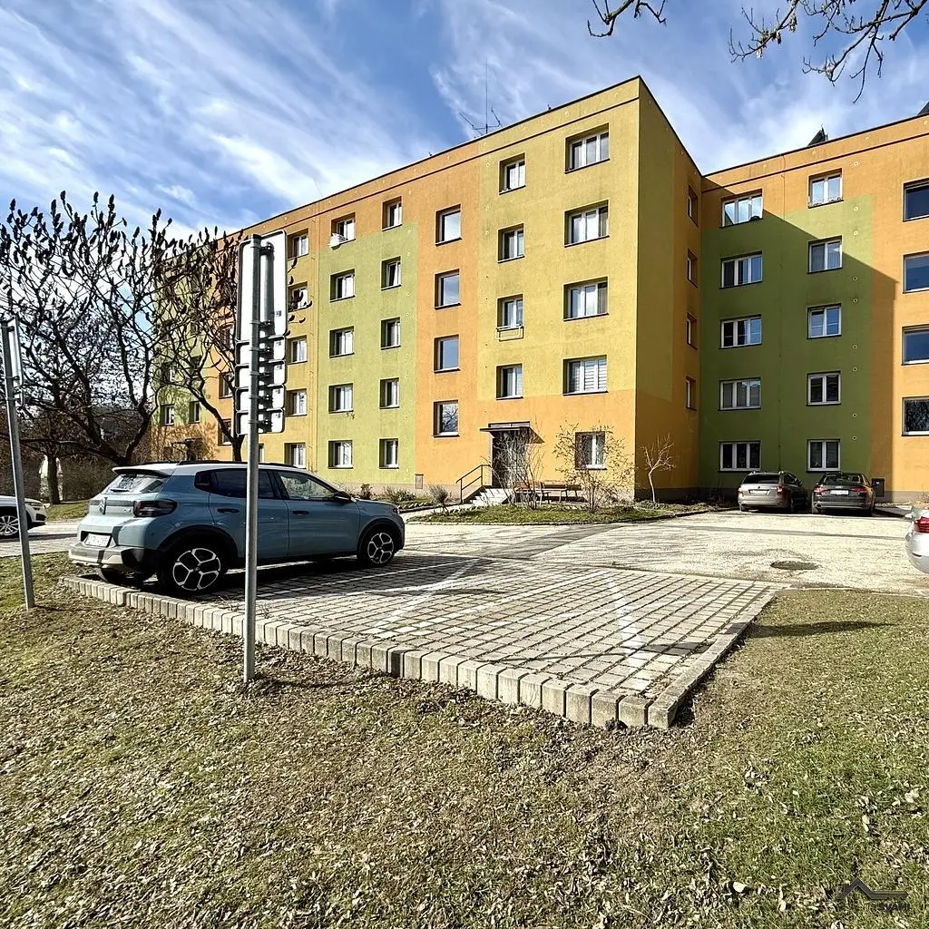 Haus und umgebung; blick