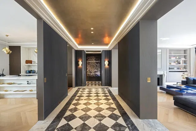 Living room; natural light, modern style, tile floor